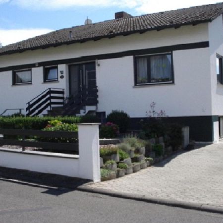 Ferienwohnung Troeppner Kolitzheim Екстериор снимка